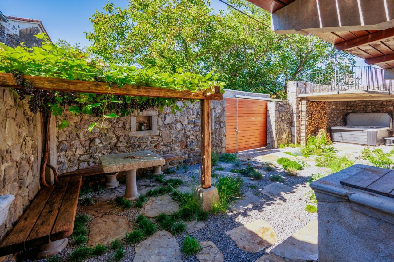 Villa Karst House Zan Pliskovica With Private Pool Dutovlje Exterior foto